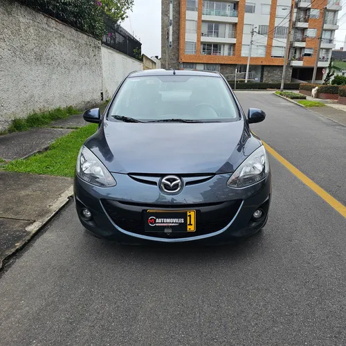 Mazda 2 Mazda 2 sedan automático