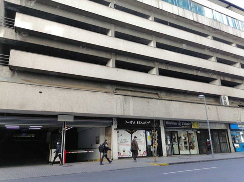 Imagen 2 de 3 de Estacionamientos Disponibles Con Excelente Ubicación