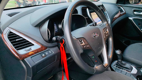 Hyundai Santa Fe 2.4 Seguridad 7as 6at 2wd 2016