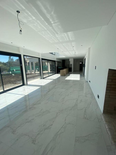Imagen 9 de 27 de Casa - Los Talas