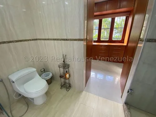 Amplia Casa En Santa Paula Mr