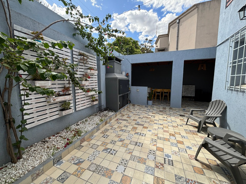 Venta Chalet En Ramos Mejía