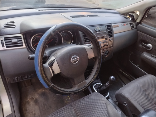 Nissan Tiida 1.8 Acenta