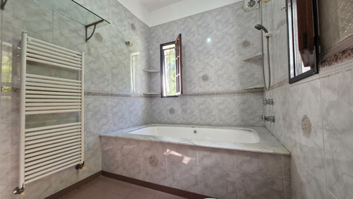 Parque Leloir Casa Venta 5 Ambientes Parque Pileta
