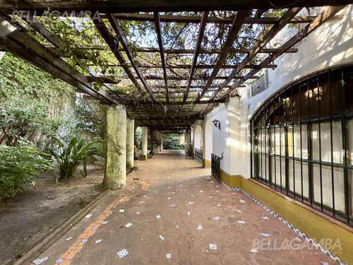Casa Venta Vicente Lopez 7 Ambientes Jardin Pileta