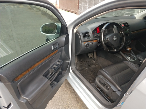 Volkswagen Bora 2.5 Exclusive Tiptronic Piel At