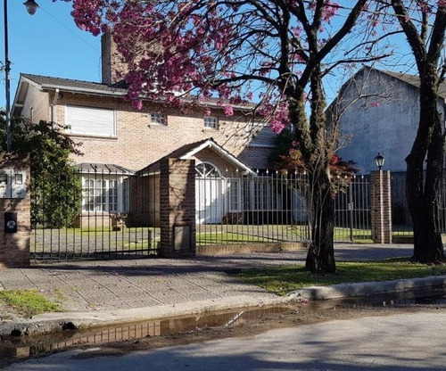 Imagen 2 de 18 de Ph En Venta En Muñiz