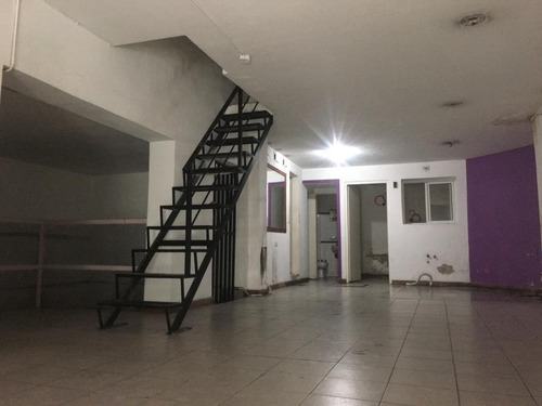 Alquiler Av Montes De Oca Al 200, Barracas, Caba