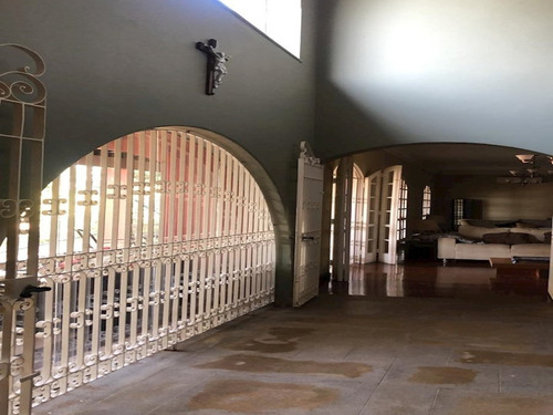 Imagem 27 de 30 de Chacara Cond. Jd. Mediterrâneo - 4 Suites, Reformada! - 1786