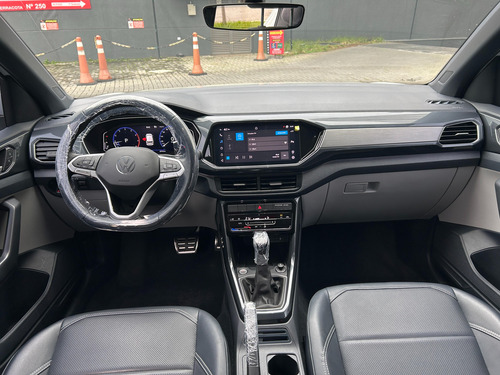 Volkswagen T-Cross 1.4 250 TSI TOTAL FLEX HIGHLINE AUTOMÁTICO