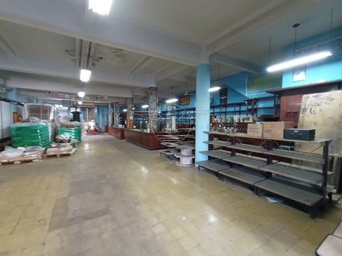 Imagen 13 de 15 de Venta Local-deposito En Frente Al Ex-mercado Modelo