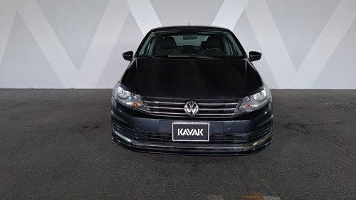 Volkswagen Vento 1.6 COMFORTLINE STD.