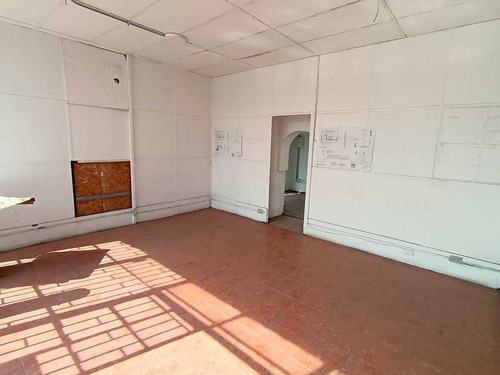 Local Comercial Av Grecia Jazmines Ñuñoa (90825)
