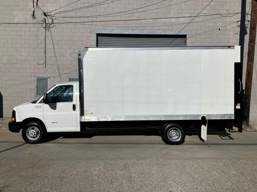 2016 Chevrolet Express 4500 Caja Seca 16' Pies