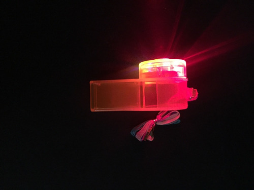 Imagen 5 de 5 de 10 Silbatos Colgantes Led Luminosos Modelo Referi Mundial