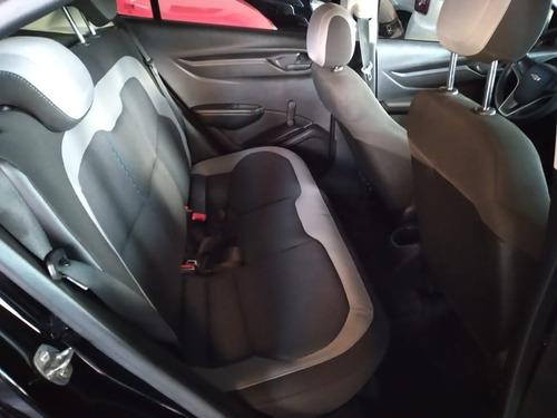 Imagem 7 de 8 de Chevrolet Ônix Lt 1.0 Flex 2016