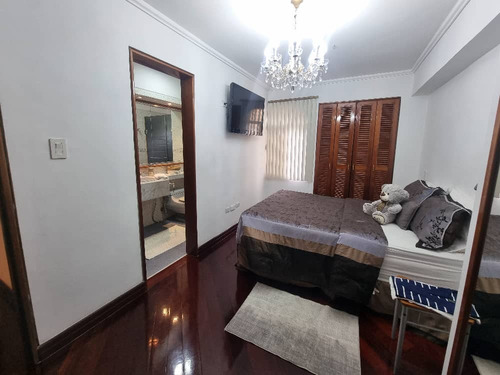 Lujoso Y Amplio Apartamento En Los Nuevos Teques, Estado Miranda.