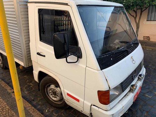Imagem 4 de 7 de Mercedes Bens Mb180d