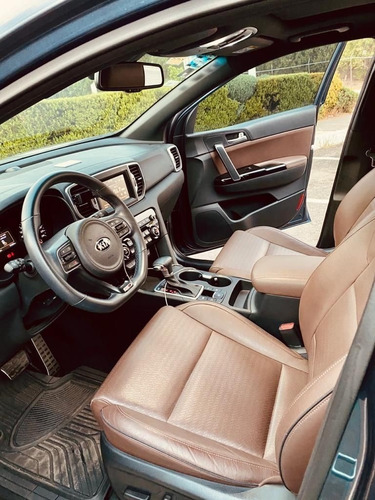 Imagen 8 de 11 de Kia Sportage Sxl