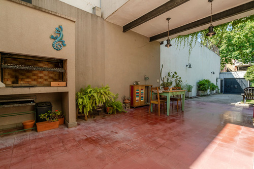 Venta Casa 5 Ambientes Patio Villa Del Parque