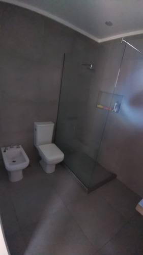Imagen 19 de 19 de Venta · Casa De Dos Plantas En Villa Constitución