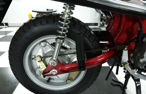 Honda Dax St 70