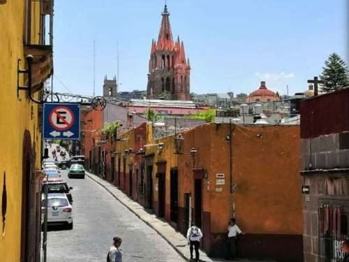 Casa En El Centro De San Miguel