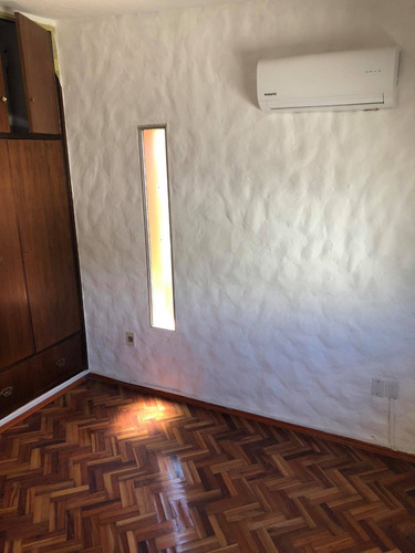 Tipo Casa Sin Gc,con Cochera, Terraza, A Pasos Del Prado.