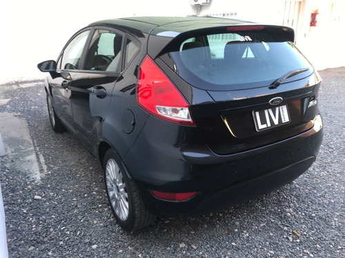 Imagen 3 de 25 de Ford Fiesta Kinetic Design 1.6 Se Año 2014 - Liv Motors