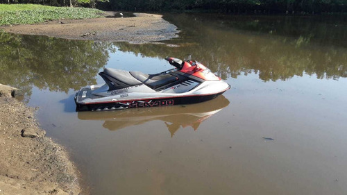 Imagem 10 de 10 de Sea Doo 4 Tempos