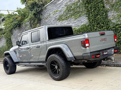Jeep Gladiator Rubicon gladiator Mojave