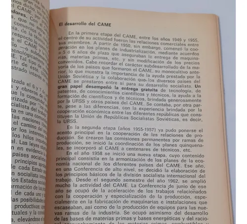 El Mito De Los Dos Imperialismos Gonzalez Alberdi Y Julio La (Usado)
