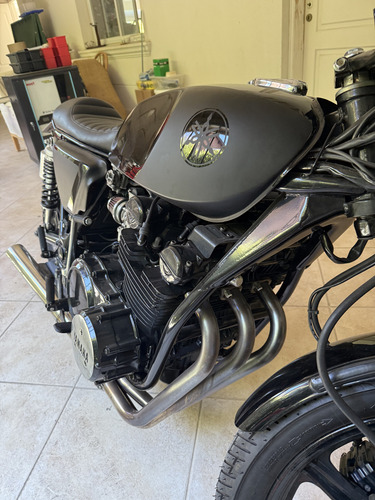 Yamaha Xs 750 Tricilindrica Con Cardan, Restaurada A Nueva.