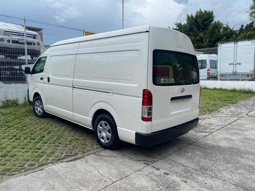 Imagen 4 de 15 de Nissan Urvan 2014 2.5 Panel Amplia Mt