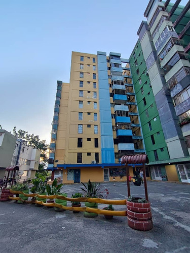 Imagen 14 de 21 de As En Venta Apartamento En Residencias El Parque As