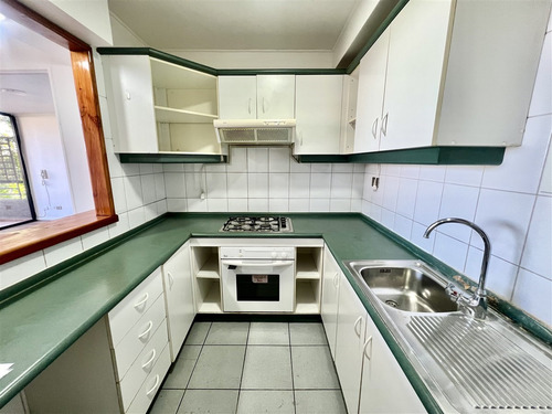 Departamento En Venta De 1 Dorm. En Las Condes