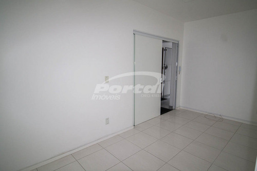 Imagem 3 de 9 de Sala Comercial Próximo Ao Centro Clínico Blumenau No Garcia - 35711900l