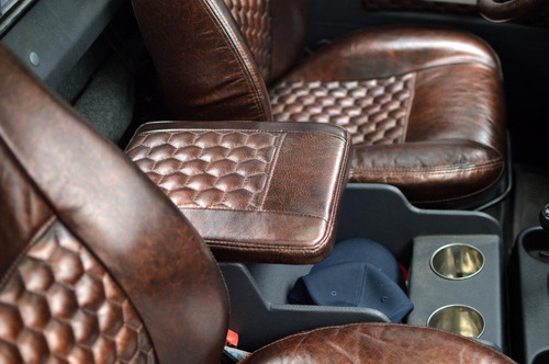 Land Rover Defender 110