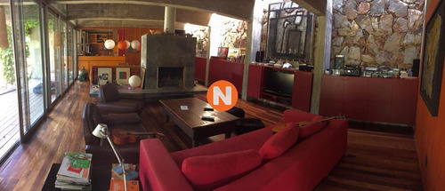 Casa En Barrio Cerrado- Ref: 217056