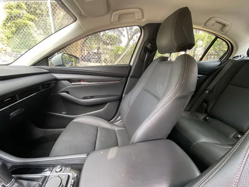 Mazda 3 2.0 Touring Hibrido At 4x2 2024