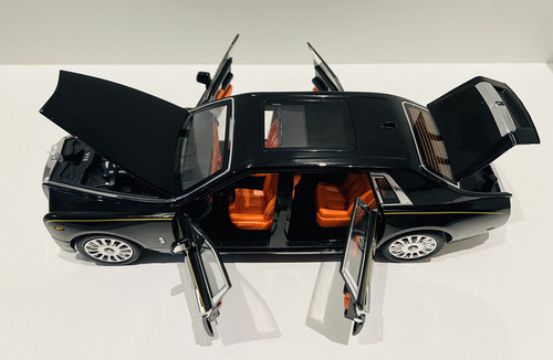 Miniatura Rolls Royce Phanton Series Ii Escala 1/18 Cor Preto