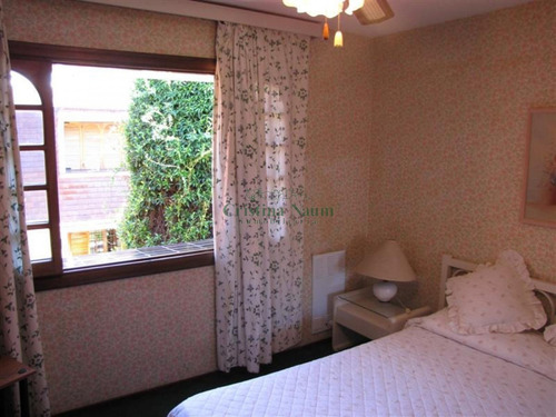 Duplex De 2 Dormitorios En Complejo Cerrado Y Muy Seguro Sobre Avda Francia- Ref: 15680