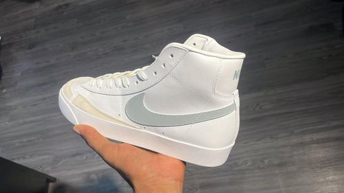 Nike Blazer