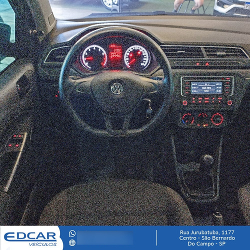 Volkswagen Voyage 1.0 FLEX 12V 4P