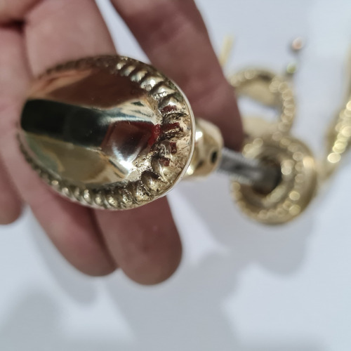 Picaporte Y Pomo Dorado Brillante En Bronce Macizo Artesanal