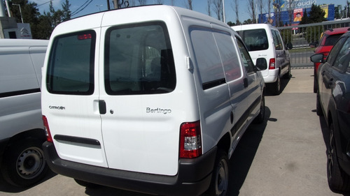 Imagen 10 de 20 de Citroen Berlingo Furgon 1.6 Hdi