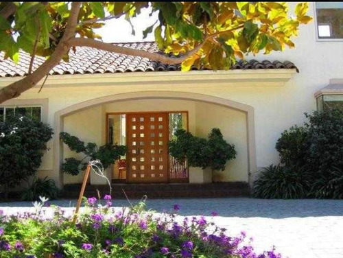 Linda Casa Provenzal, Condominio El Algarrobal, Chicureo