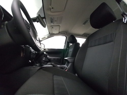 Imagen 9 de 15 de Ford Ranger Xlt 4x2 3.2 Mt 0km