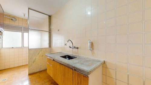 Imagem 16 de 30 de O Apartamento Conta Com Um Living Que Comporta Até 2 Ambientes, Além De Ter Uma Agradável Varanda, Boa Para Cultivar Plantas E Relaxar. - Ap02859 - 70339024