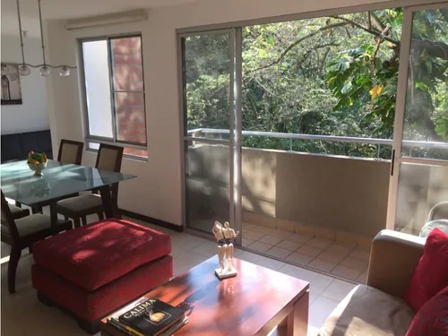 Venta De Apartamento De 65mt2 En El Bosque, Cali 10232.